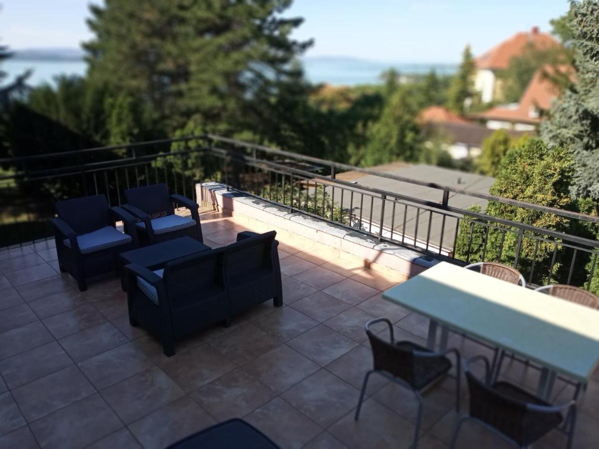 מלון Balatonföldvár Pergola Panzio מראה חיצוני תמונה