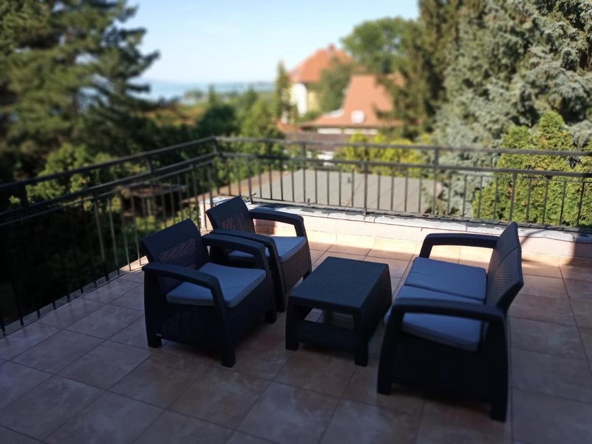 מלון Balatonföldvár Pergola Panzio מראה חיצוני תמונה